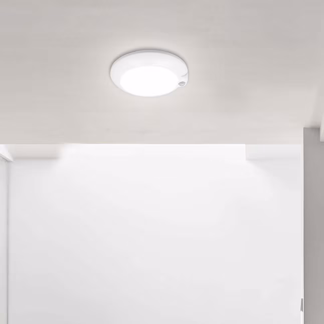 Ceiling Light 1 -Light 5.8-in White Integrated LED Flush Mount Light with Motion Sensor
